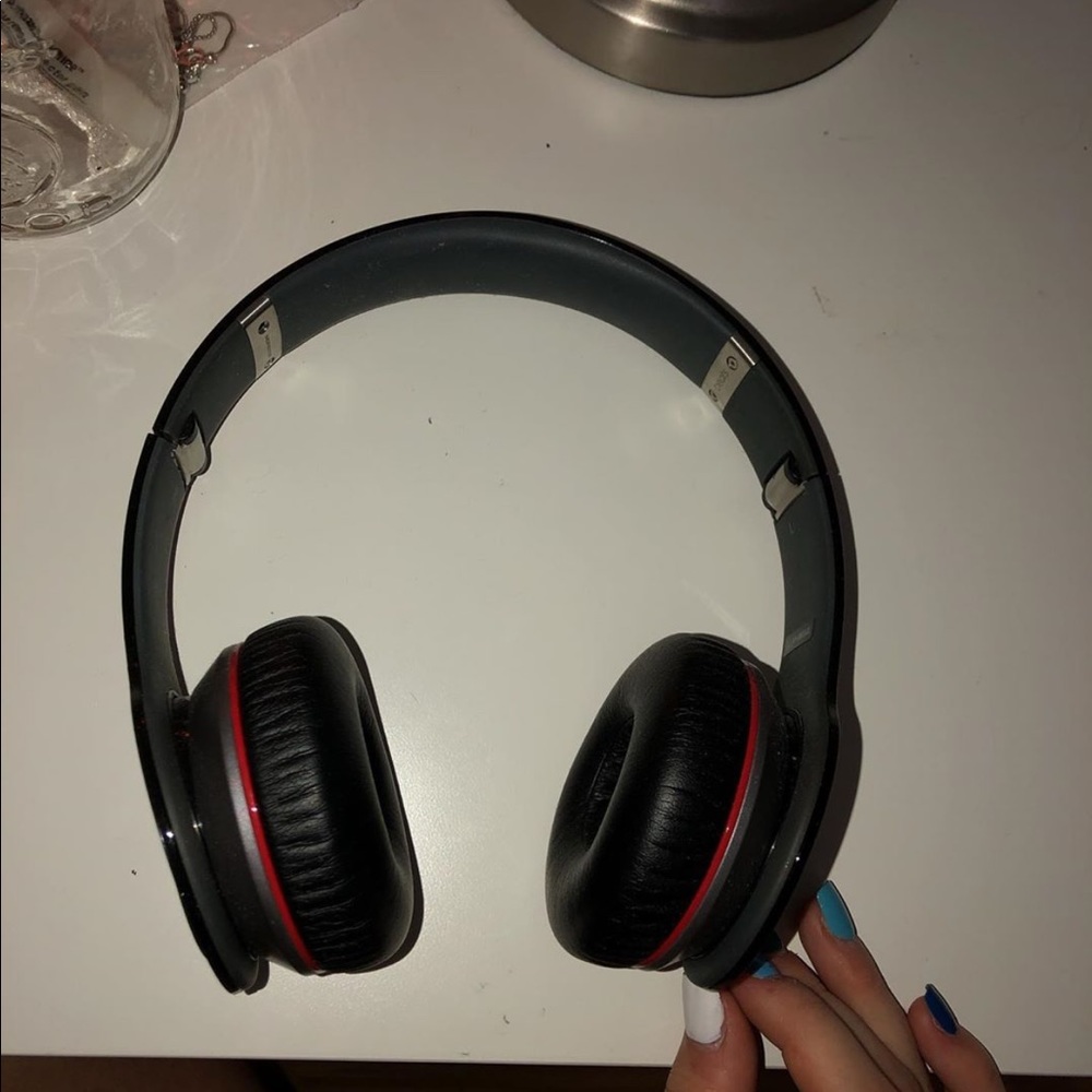 Beats wireless headphones